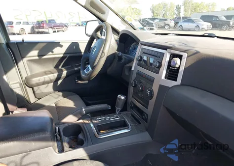 2010 Jeep Grand Cherokee Laredo z USA, uszkodzony, nr VIN 1J4PR4GK7AC148689